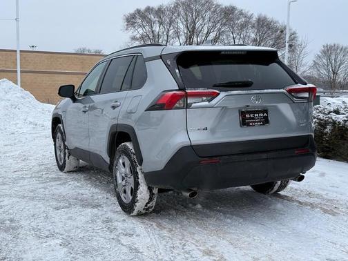 2023 Toyota RAV4 XLE