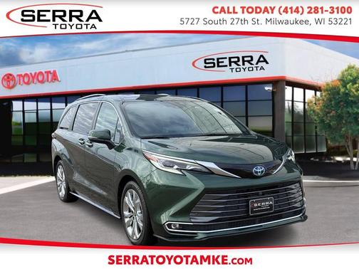 2022 Toyota Sienna Platinum