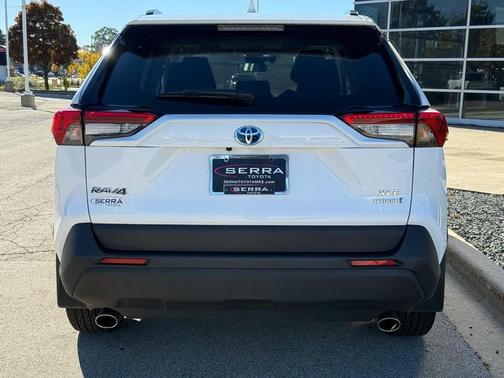 2024 Toyota RAV4 Hybrid XLE