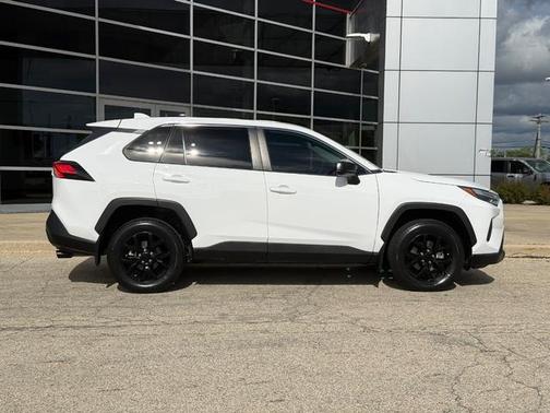 Ice Cap 2023 Toyota RAV4 LE
