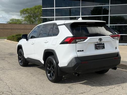 Ice Cap 2023 Toyota RAV4 LE