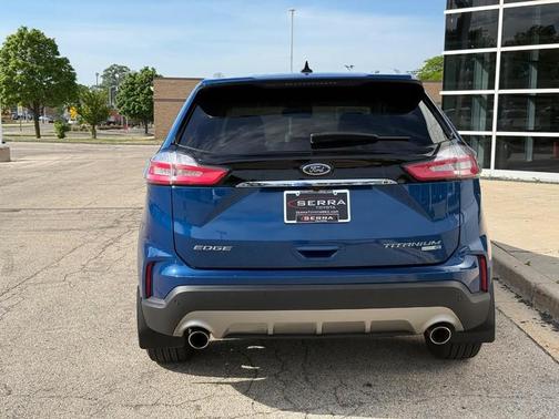 Atlas Blue Metallic 2020 Ford Edge Titanium