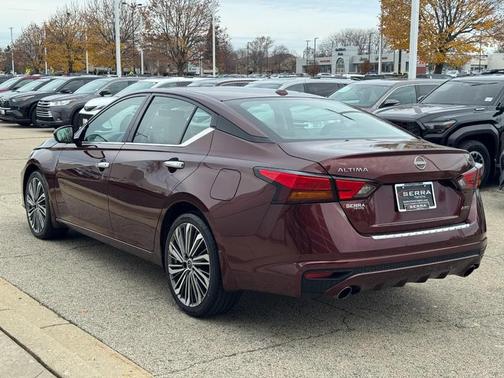 2023 Nissan Altima 2.5 SL