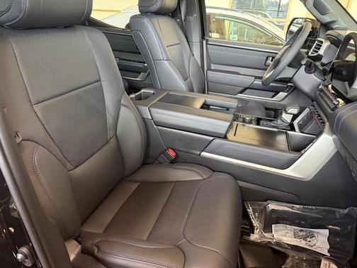Midnight Black Metallic 2026 Toyota Tundra Platinum