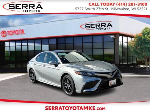 2024 Toyota Camry SE