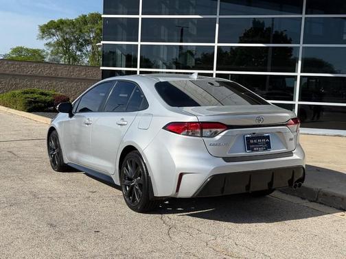 Classic Silver Metallic 2023 Toyota Corolla SE