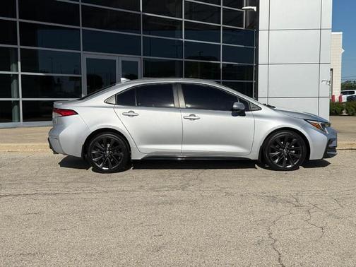 Classic Silver Metallic 2023 Toyota Corolla SE