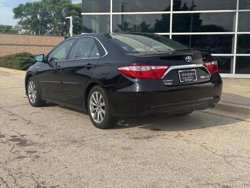 2017 Toyota Camry Hybrid XLE