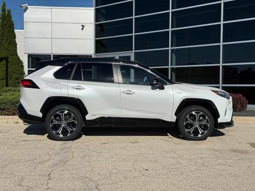 Wind Chill Pearl/Midnight Black Metallic 2023 Toyota RAV4 Prime XSE