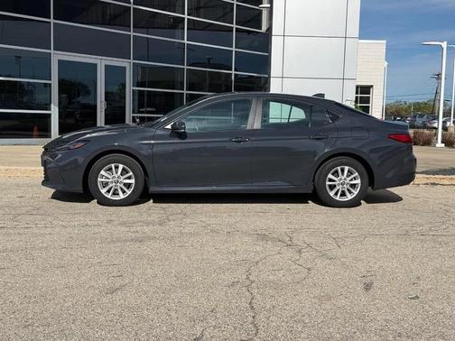 Underground 2025 Toyota Camry LE