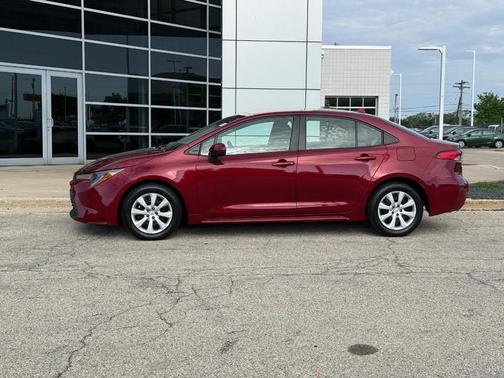 Ruby Flare Pearl 2024 Toyota Corolla LE