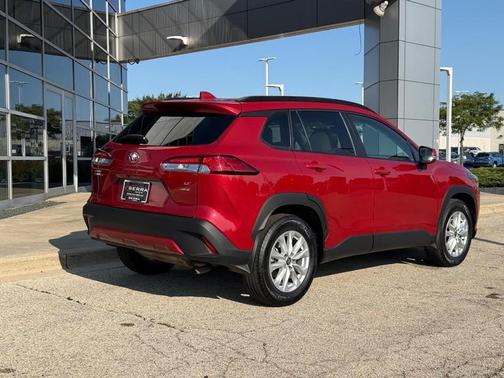 2024 Toyota Corolla Cross LE