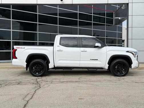 Ice Cap 2026 Toyota Tundra SR5