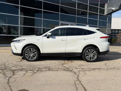 2021 Toyota Venza XLE