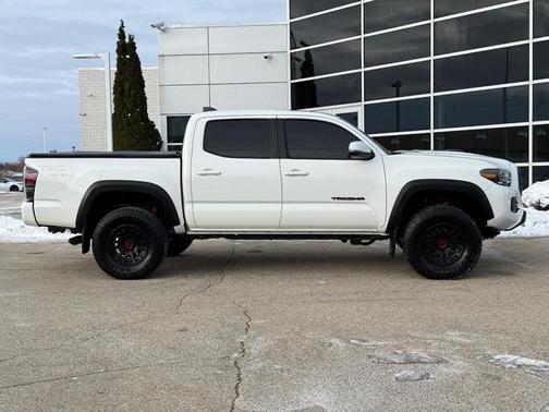 2022 Toyota Tacoma TRD Off Road