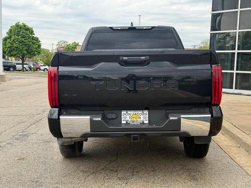 2022 Toyota Tundra SR5