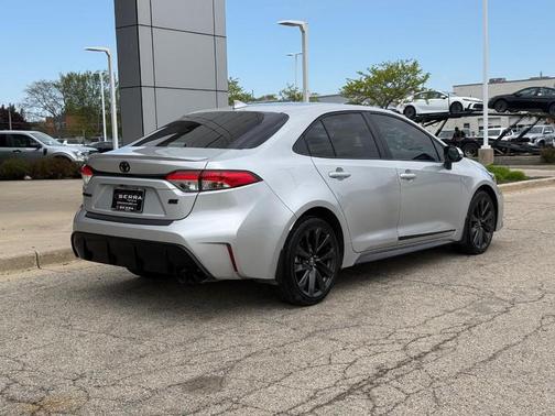 Classic Silver Metallic 2025 Toyota Corolla SE