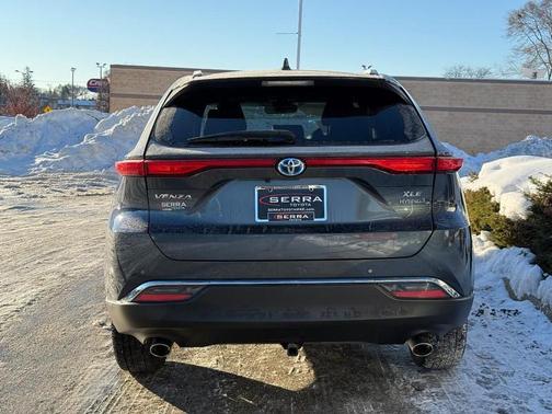 2022 Toyota Venza XLE