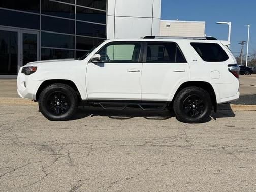 Super White 2021 Toyota 4Runner SR5 Premium