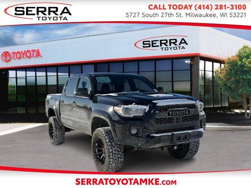 2016 Toyota Tacoma TRD Sport