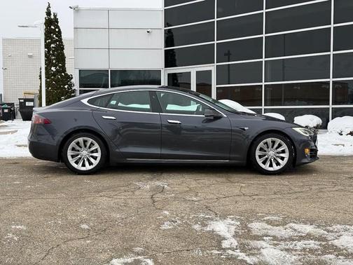 2018 Tesla Model S 75D