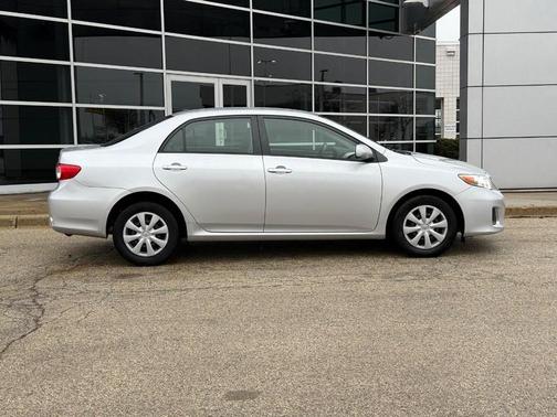 2011 Toyota Corolla LE