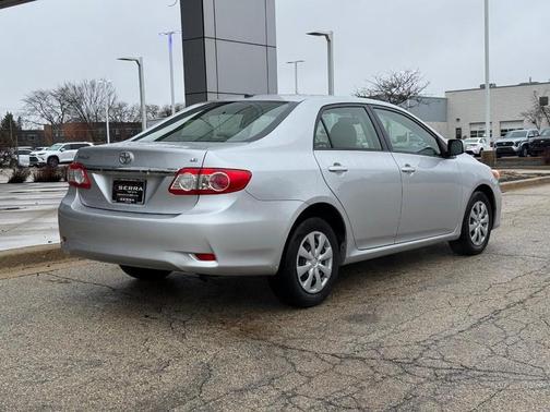 2011 Toyota Corolla LE
