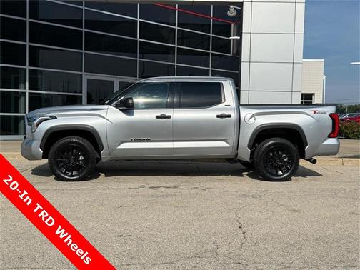 2022 Toyota Tundra SR5