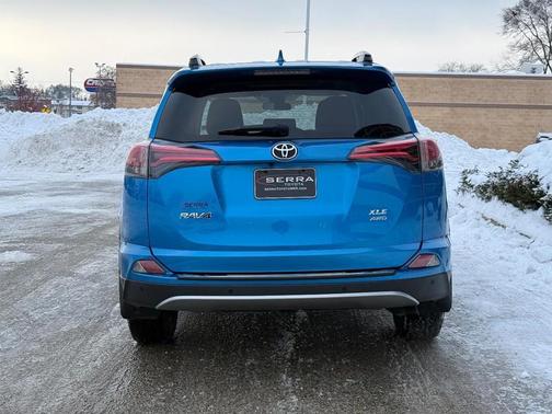 2017 Toyota RAV4 XLE