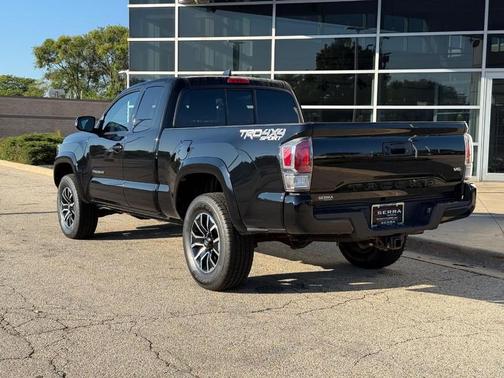2022 Toyota Tacoma TRD Sport