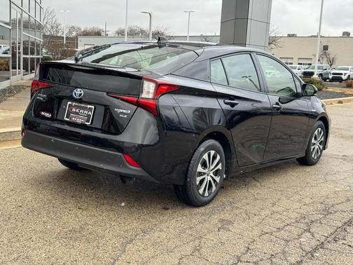 2022 Toyota Prius XLE