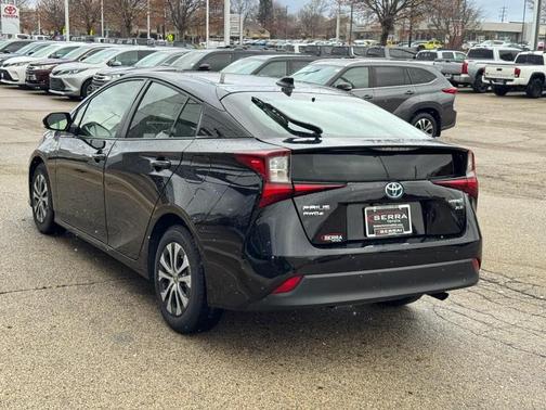 2022 Toyota Prius XLE