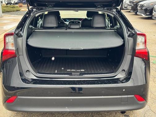 2022 Toyota Prius XLE