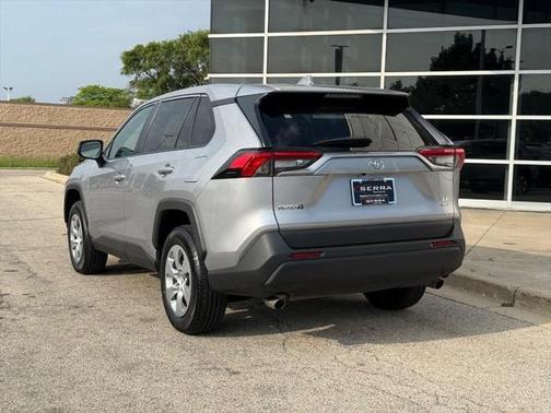 2022 Toyota RAV4 LE