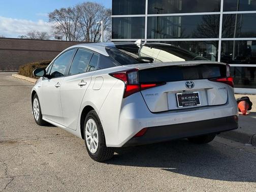 2019 Toyota Prius L