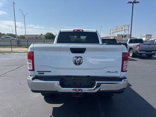 2023 RAM 2500 Big Horn Crew Cab 4x4 6'4' Box