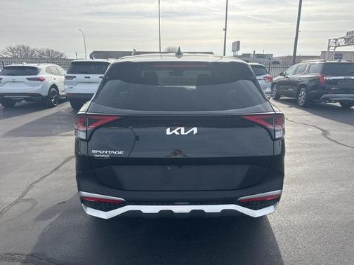 2024 Kia Sportage LX