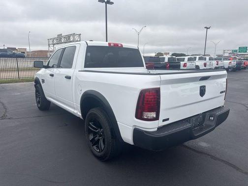 2024 RAM 1500 Classic Warlock Crew Cab 4x4 5'7' Box