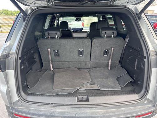Moonstone Gray Metallic 2025 Buick Enclave Preferred FWD
