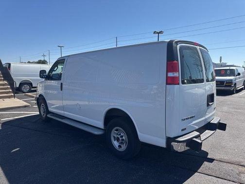 2024 GMC Savana 2500 Work Van