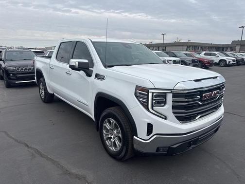 2025 GMC Sierra 1500 SLT