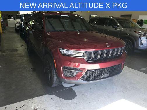 Velvet Red Pearlcoat 2024 Jeep Grand Cherokee Altitude