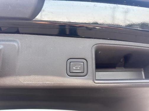 2023 GMC Terrain AWD AT4