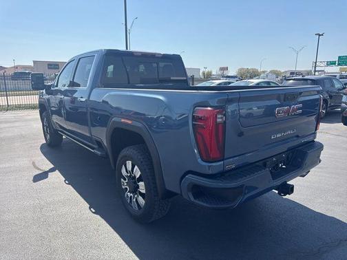 2025 GMC Sierra 2500 Denali
