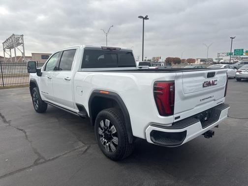 2024 GMC Sierra 2500 Denali