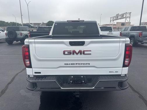 2024 GMC Sierra 1500 SLE
