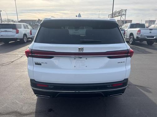 2025 Buick Enclave Preferred FWD