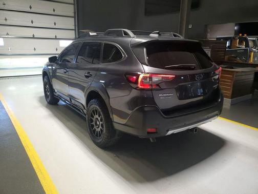 2025 Subaru Outback Limited XT