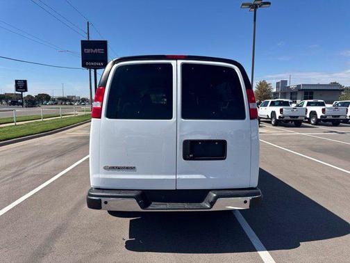 Summit White 2024 Chevrolet Express 3500 RWD 3500 Extended Wheelbase LT