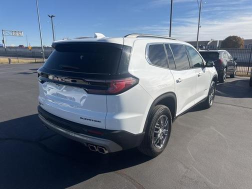 2025 GMC Acadia FWD Elevation